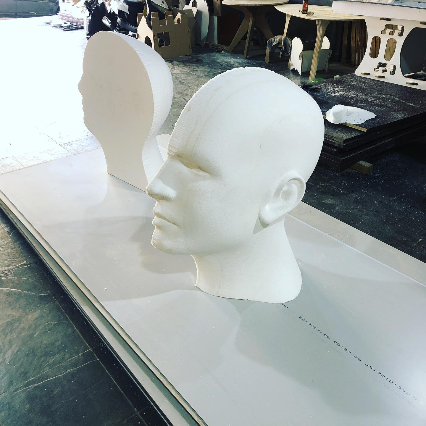 Trabalho de corte CNC em ACM para cliente da Zona Oeste do Rio de Janeiro pela FNX Cortes CNC