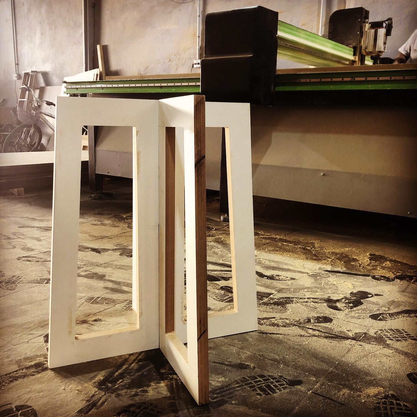 Projeto de peça em acrílico produzido em corte CNC Router no ateliê FNX, Zona Oeste do Rio